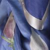Magnoliaprintet silke og bomuldstørklæde fra Mind of Line