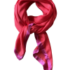 Rødt silketørklæde med pink kant